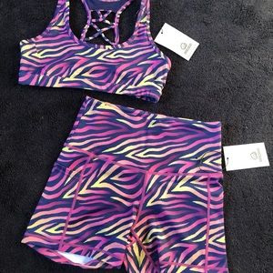 Feed Me Fight Me bra & shorts Sz M FMFM zebra